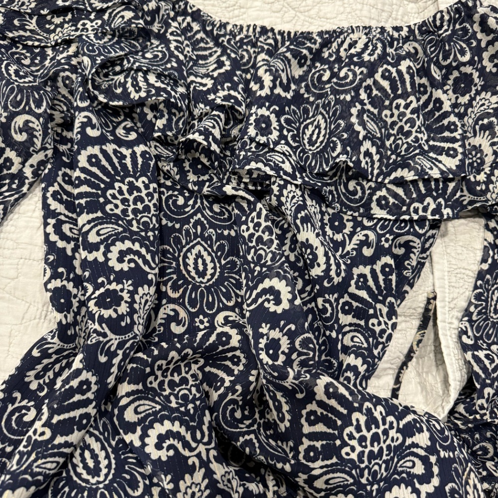 Michael Kors Blouse Navy and White pattern Size XS Ruffled Blouse Box 1